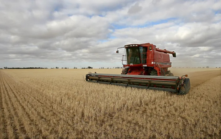 Even American&nbsp;farmers who want to ramp up wheat production can't do so easily, raising doubts that the U.S. can fill much of the void from Ukraine's wheat supply.