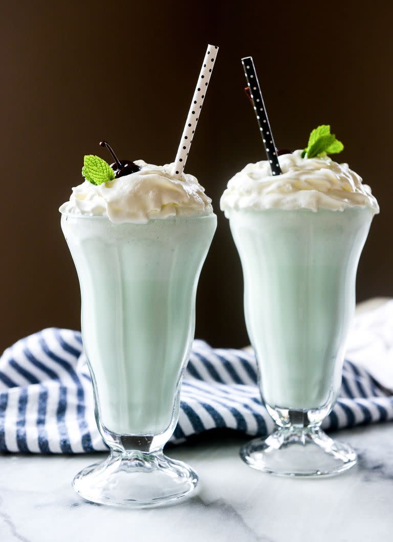 shamrock shakes st patricks day desserts