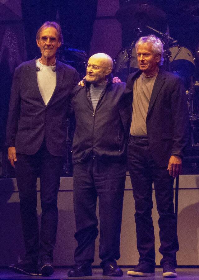 Nel settembre del 2022, il conto in banca di Phil Collins ha subito un forte incremento quando lui e la sua band Genesis hanno venduto i diritti musicali e le registrazioni master per 300 milioni.