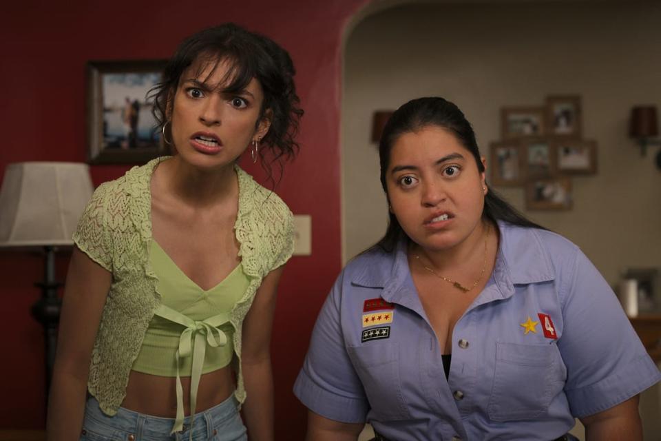 <div class="inline-image__caption"><p>(L to R) Bryana Salaz as Ines, Keyla Monterroso Mejia as Gloria in <em>Freeridge</em>.</p></div> <div class="inline-image__credit">Netflix</div>