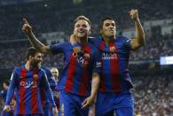 Football Soccer - Real Madrid v FC Barcelona - Spanish Liga Santander - Santiago Bernabeu, Madrid, Spain - 23/4/17 Barcelona's Ivan Rakitic celebrates scoring their second goal with Luis Suarez Reuters / Susana Vera Livepic