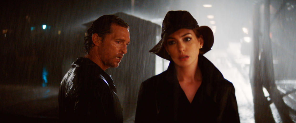 Matthew McConaughey and Anne Hathaway star in <em>Serenity</em>, the movie with the most bonkers plot twist of 2019. (Photo: Aviron Pictures/Courtesy Everett Collection)