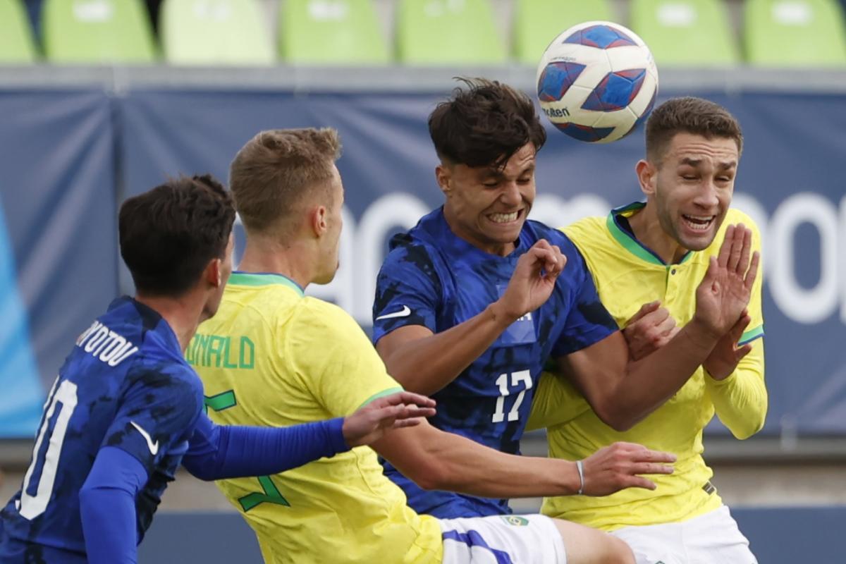 Brasil, Uruguay y Colombia debutan con triunfo en el fútbol