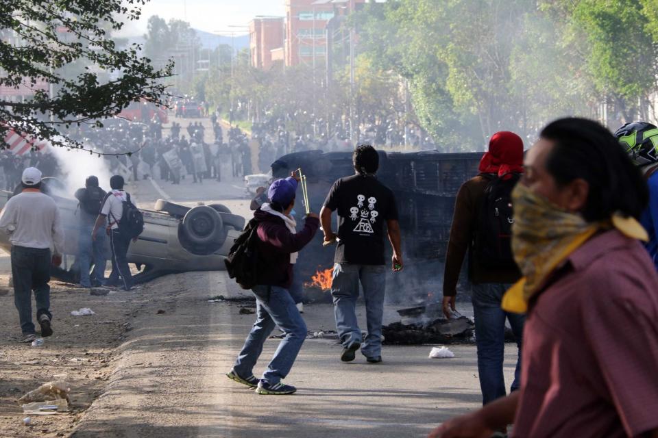 Deadly clash between Mexican police and protesting teachers