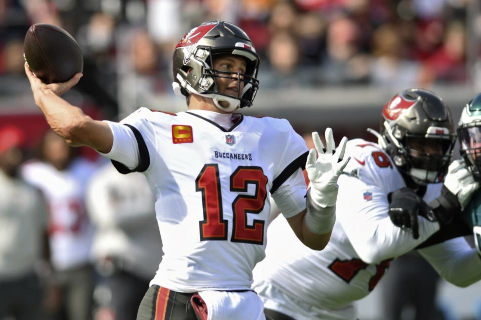 Tampa Bay Buccaneers quarterback Tom Brady passes against the Philadelphia Eagles on Sunday.