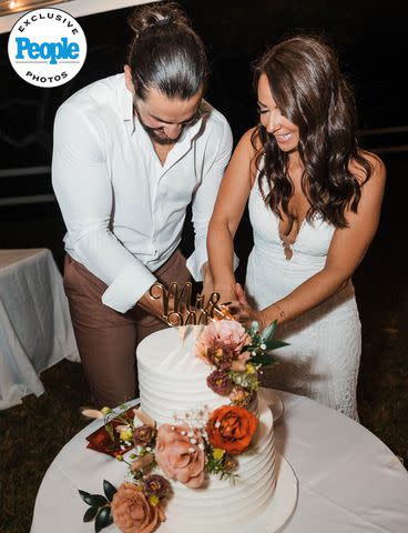 <p>Heather Anderson of Heather Anderson Photography</p> Tenille Dashwood and Mike Rallis.