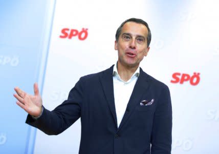 Head of the Social Democratic Party SPOe Christian Kern delivers a media statement in Vienna, Austria, September 18, 2018. REUTERS/Lisi Niesner