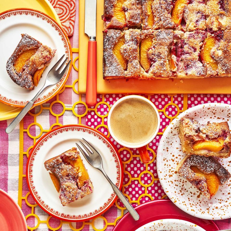 peach melba traybake