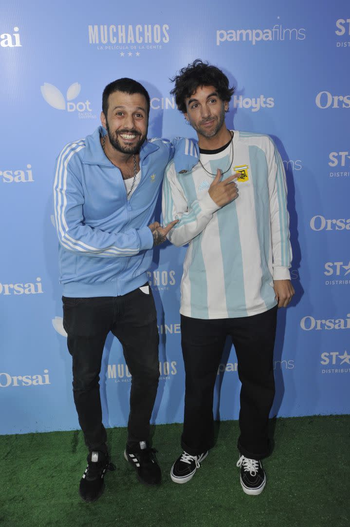 Las camisetas de la Selección abundaron en la premiere de Muchachos