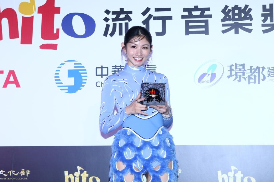 李千娜產後首度公開亮相演出，登上2024 hito流行音樂獎頒獎典禮（圖／非凡娛樂）