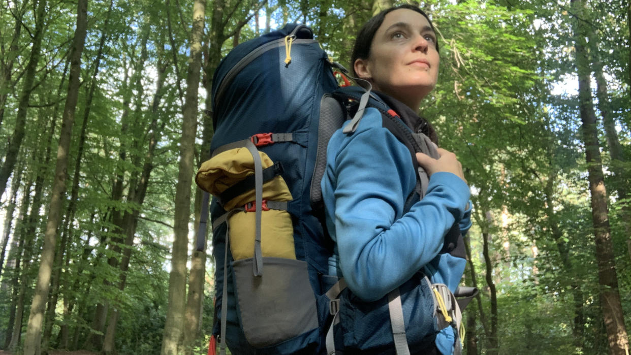  Staff writer Julia Clarke wearing the Sierra Designs Flex Capacitor backpack. 