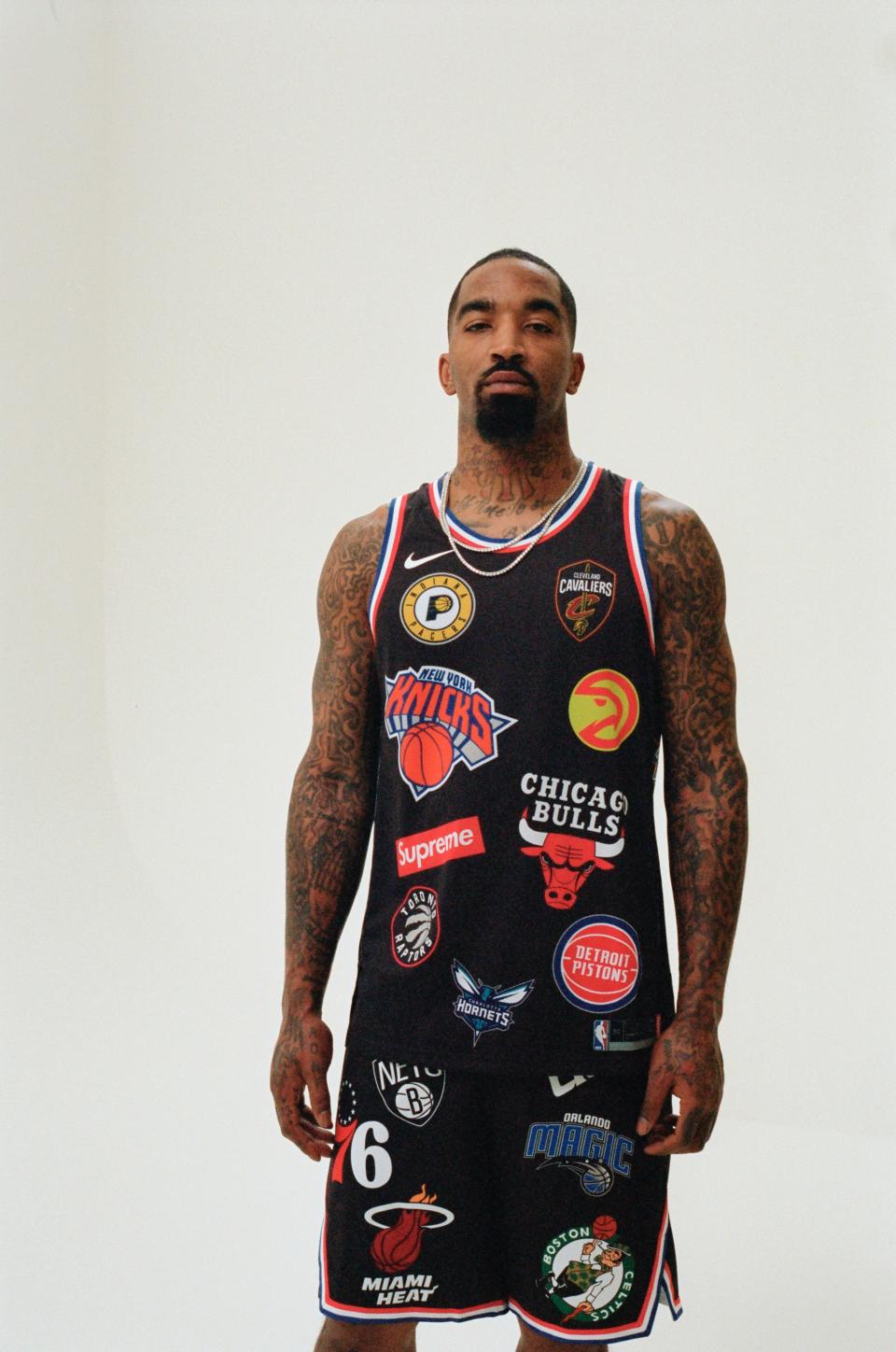 Supreme revives the spirit of NBA jeans.