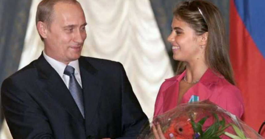 俄總統普丁緋聞女友傳生下雙胞胎後「被消失」。（圖／Reuters）