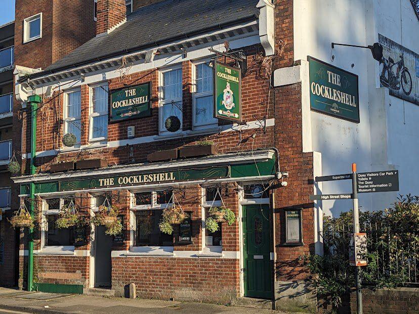 Bournemouth Echo: The Cockleshell in Lagland Street