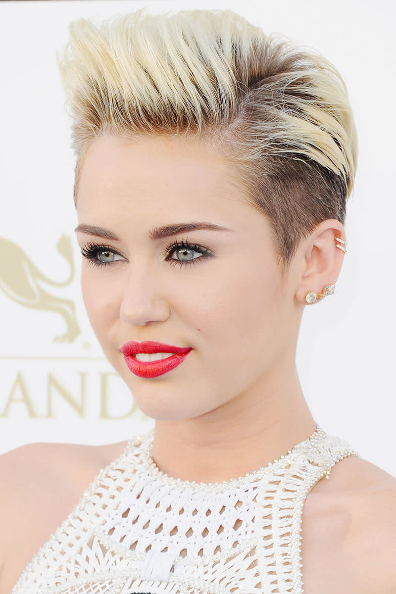 Miley Cyrus, 2013