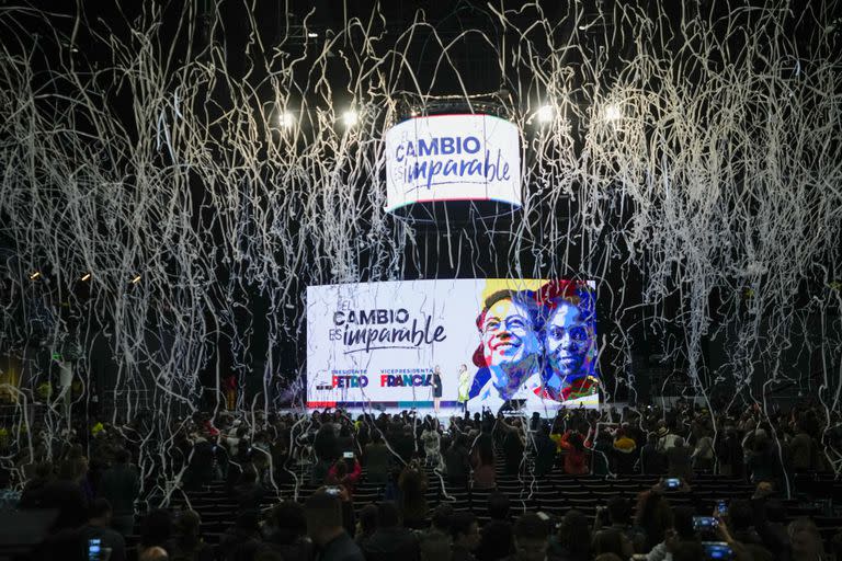 Celebración en el búnker de Gustavo Petro tras el triunfo