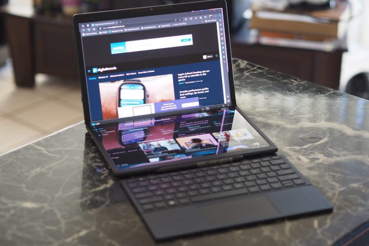HP Spectre Foldable PC front view showing full length display and separate keyboard.