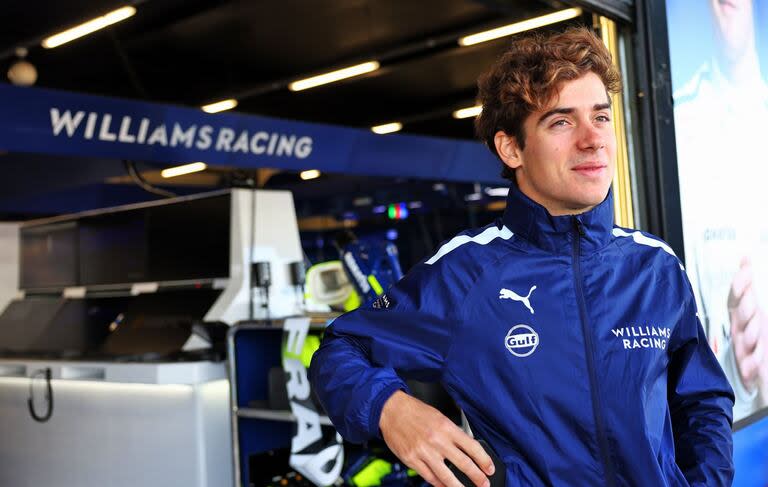 Franco Colapinto ya vivió desde dentro la Fórmula 1 y el equipo Williams, al probar en Silverstone; según su representante, habría otro entrenamiento oficial en esta temporada.