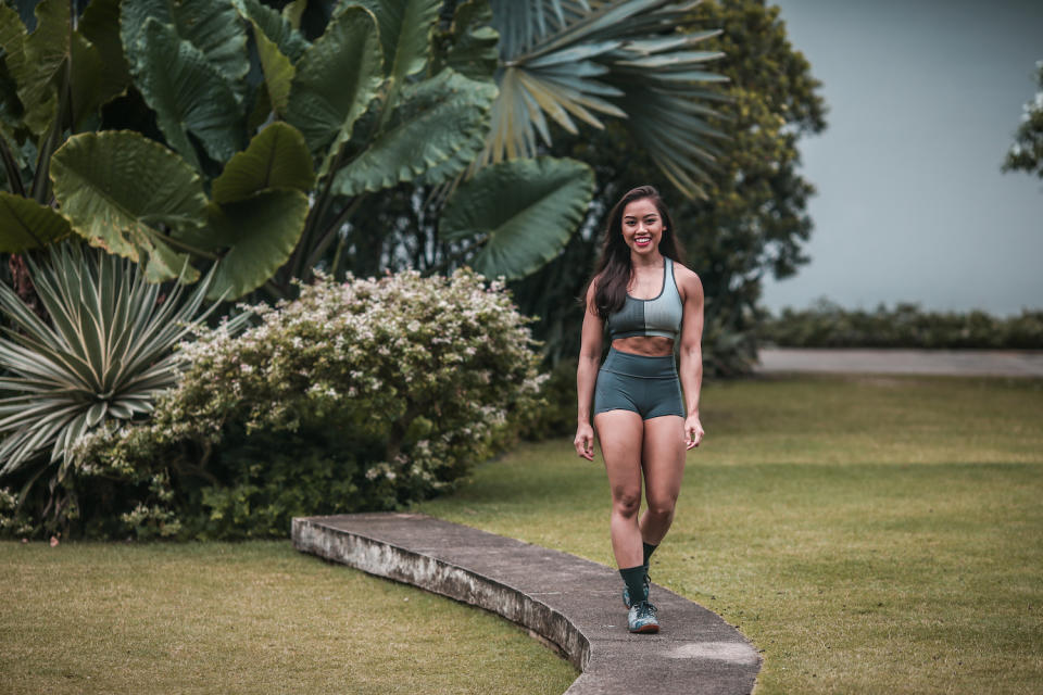 Farhanna hizo atletismo y baloncesto en su juventud.