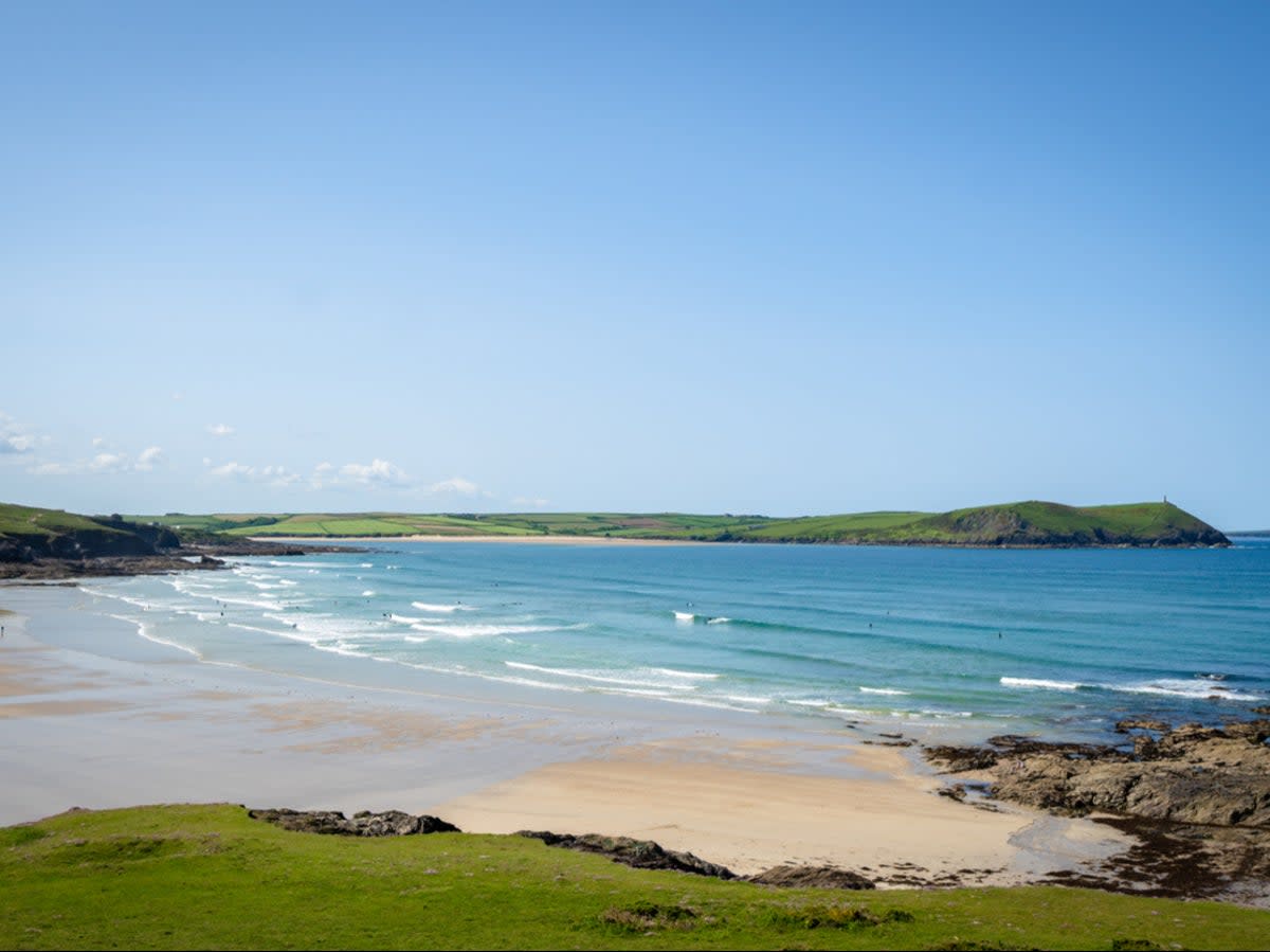 Polzeath Beach, which is one of 54 beaches in Cornwall to issue sewage alerts.  (Getty Images)