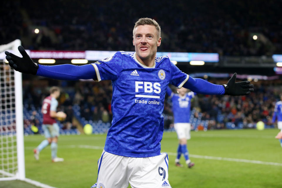 BURNLEY, ENGLAND - MARCH 01: Jamie Vardy of Leicester City celebrates after scoring to make it 0-2 during the Premier League match between Burnley and Leicester City at Turf Moor on March 01, 2022 in Burnley, United Kingdom. (Photo by Plumb Images/Leicester City FC via Getty Images)