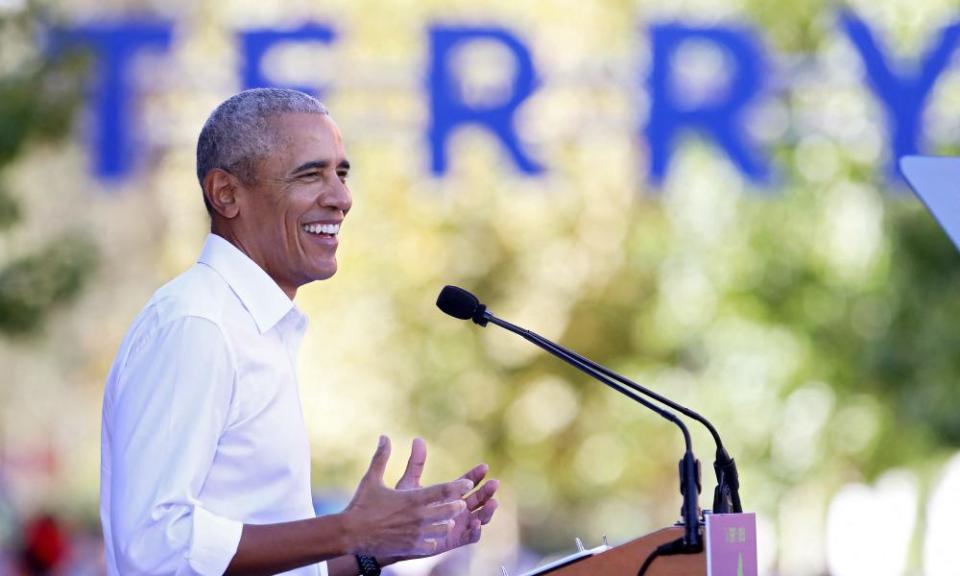 Obama campaigns in Richmond.