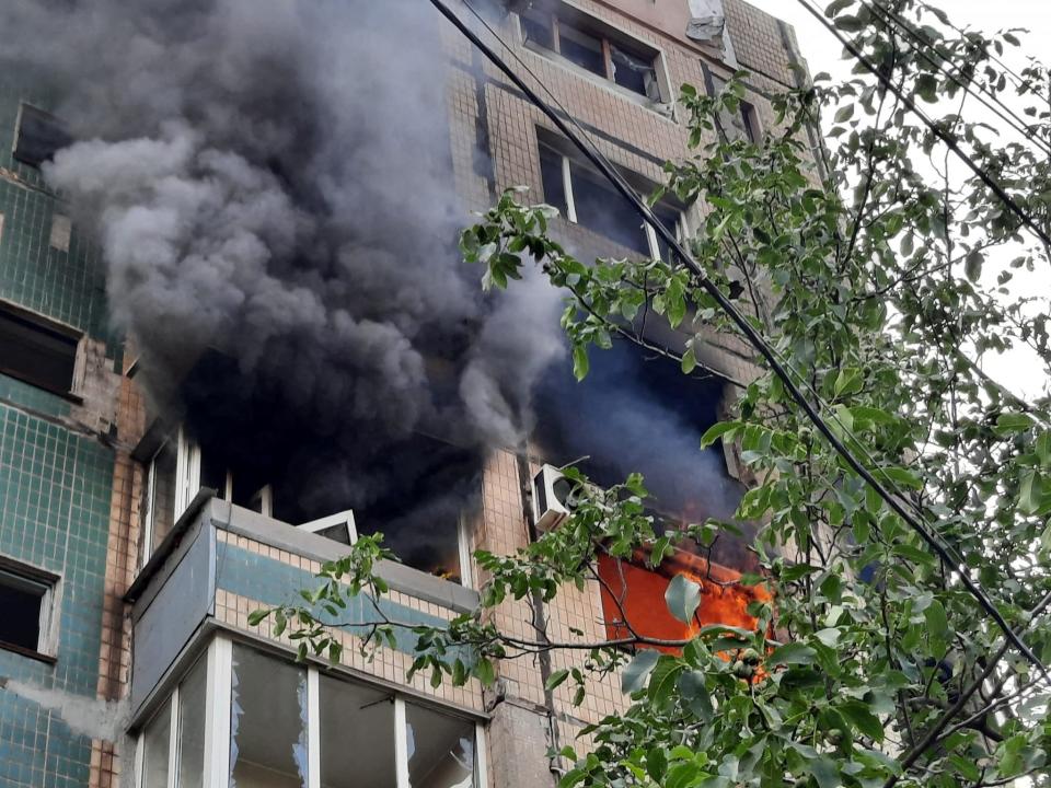 An apartment building burns after has been hit by a Russian missile strike, amid Russia's attack on Ukraine, in Kryvyi Rih, Ukraine July 31, 2023. (via REUTERS)