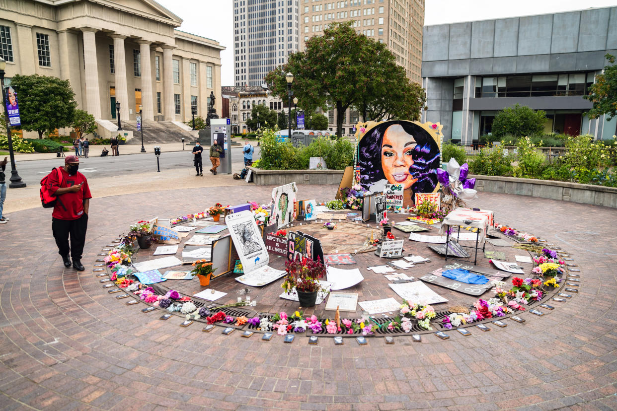 Un monumento conmemorativo para Breonna Taylor en Louisville, Kentucky, el 23 de septiembre de 2020. (Whitney Curtis/The New York Times).