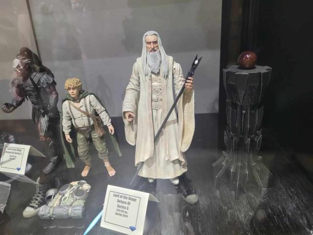 In Stores Now: The Lord of the Rings Action Figures Series 3! - Diamond  Select Toys