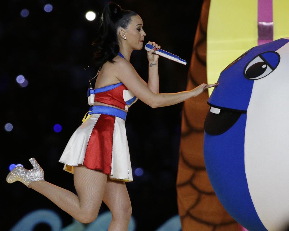 Singer Katy Perry performs during halftime of NFL Super Bowl XLIX football game between the Seattle Seahawks and the New England Patriots Sunday, Feb. 1, 2015, in Glendale, Ariz. (AP Photo/David J. Phillip)