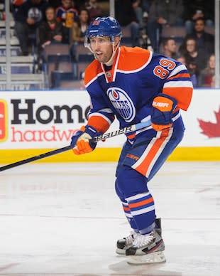 Oilers agree to 1-year deal with Sam Gagner