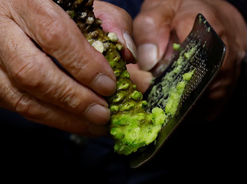 The Wider Image: Fatty 'katsuo' fish may foreshadow climate change, threat to Japan's sushi