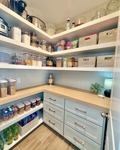 36 Corner Pantry Ideas to Maximize Your Kitchen Storage