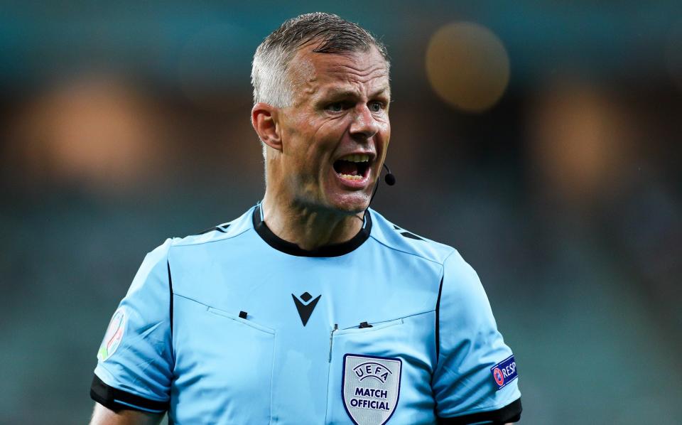 Bjorn Kuipers refereeing - Meet Bjorn Kuipers, the 'world's richest referee' and the man in charge of England vs Italy - GETTY IMAGES