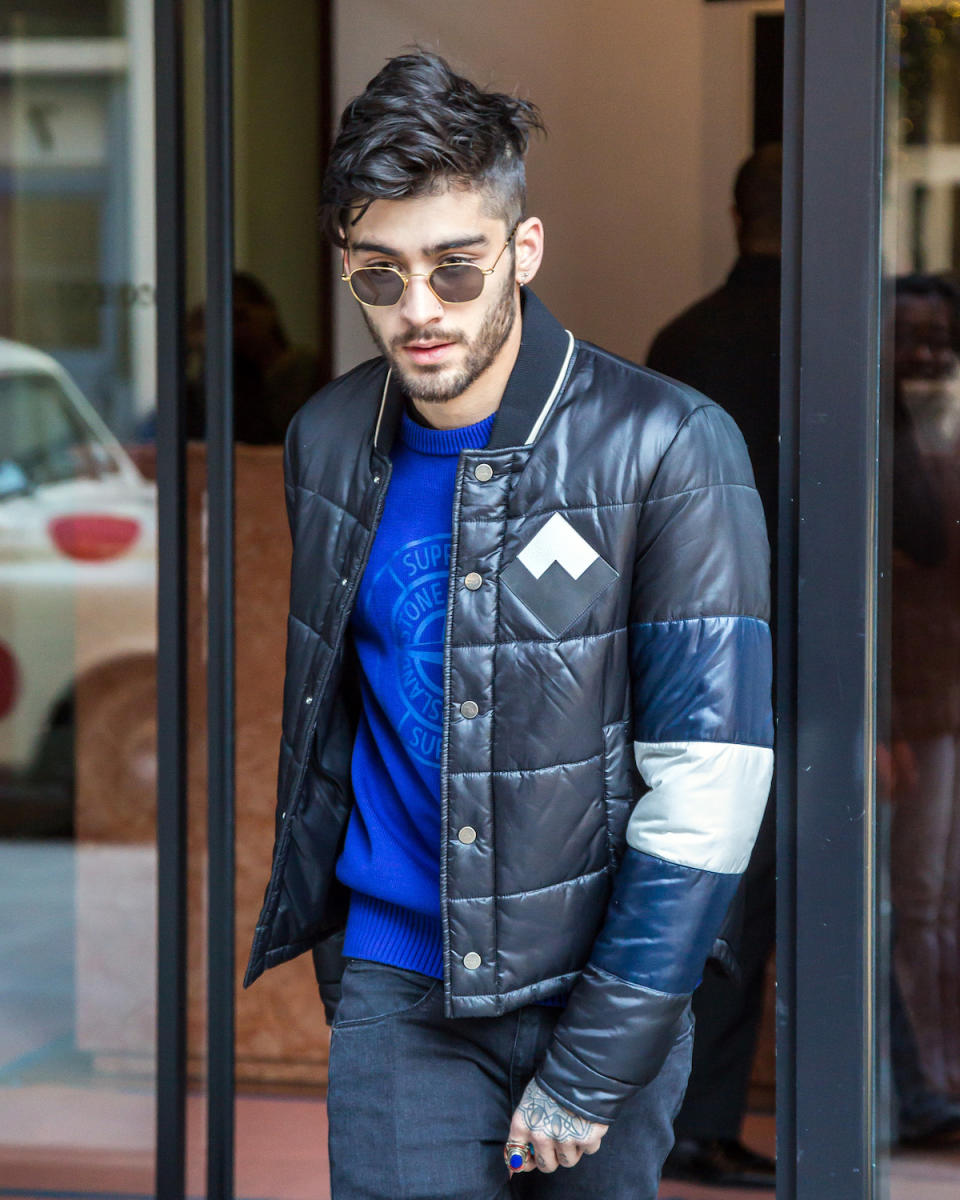 Zayn steps out in New York in December 2016 in the same frames as Gigi