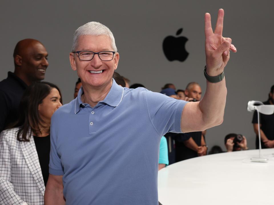 Tim Cook with the Vision Pro