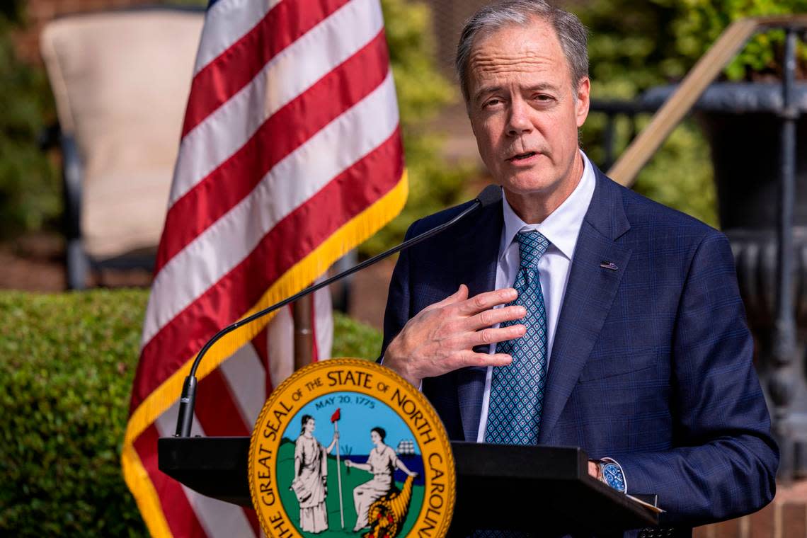 Wolfspeed CEO Gregg Lowe speaks during an economic development announcement ceremony at the Executive Mansion Friday, Sept. 9, 2022. Wolfspeed, a Durham silicon chip manufacturer, will build a new factory in Chatham County promising 1,800 new jobs.