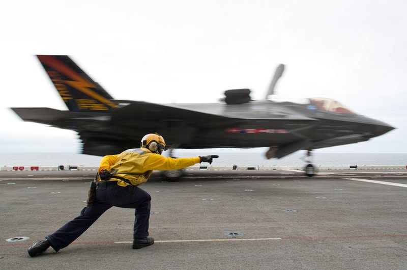 f35c aircraft carrier