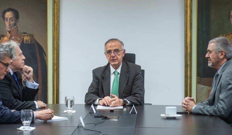Iván Velásquez, ministro de Defensa, habló de caso de chuzadas y gobierno Petro. Imagen: MinDefensa