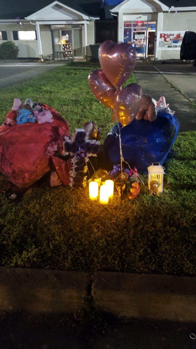 Memorial made Mackenzie and Mariah Hughes