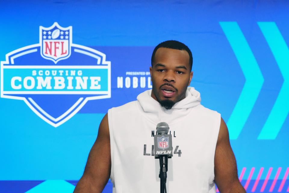 Clemson linebacker Jeremiah Trotter speaks at the NFL Combine.