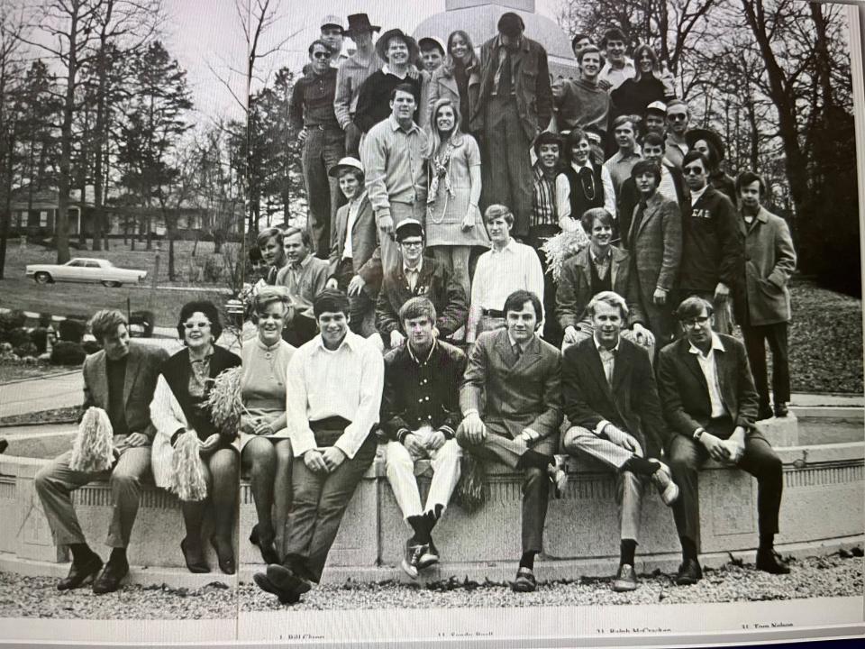 Sandy Beall, shown in a V-neck sweater behind the third and fourth people (from left) on the front row, is pictured on the Sigma Alpha Epsilon page in the 1970 UT yearbook, the Volunteer. He and some fraternity brothers started the Ruby Tuesday restaurant chain in 1972.