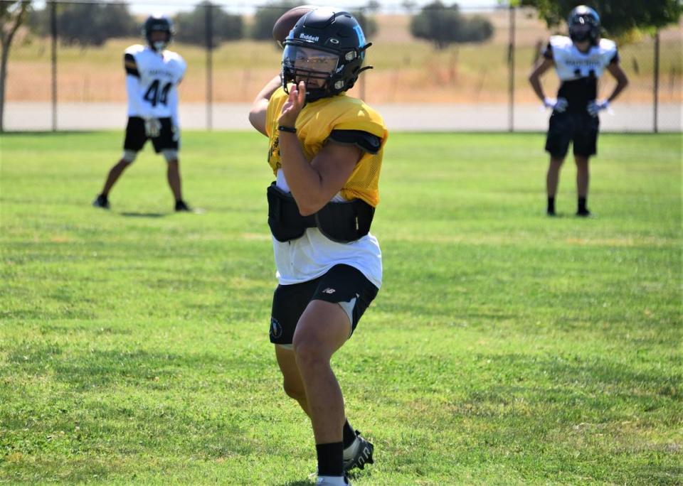 El Capitan High School senior quarterback Brian Carlson throws a pass during practice on Thursday, Aug. 10, 2023.