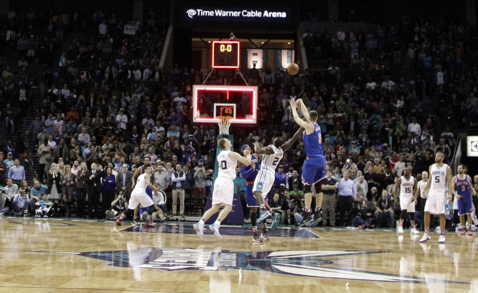 Kristaps Porzingis三分砲火。(AP Photo/Chuck Burton)