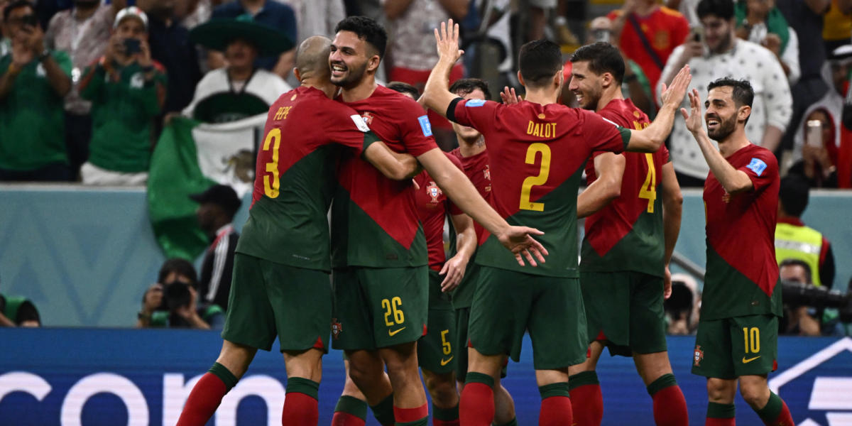 Portugal sweeps Switzerland (6-1) and joins Morocco in the quarter