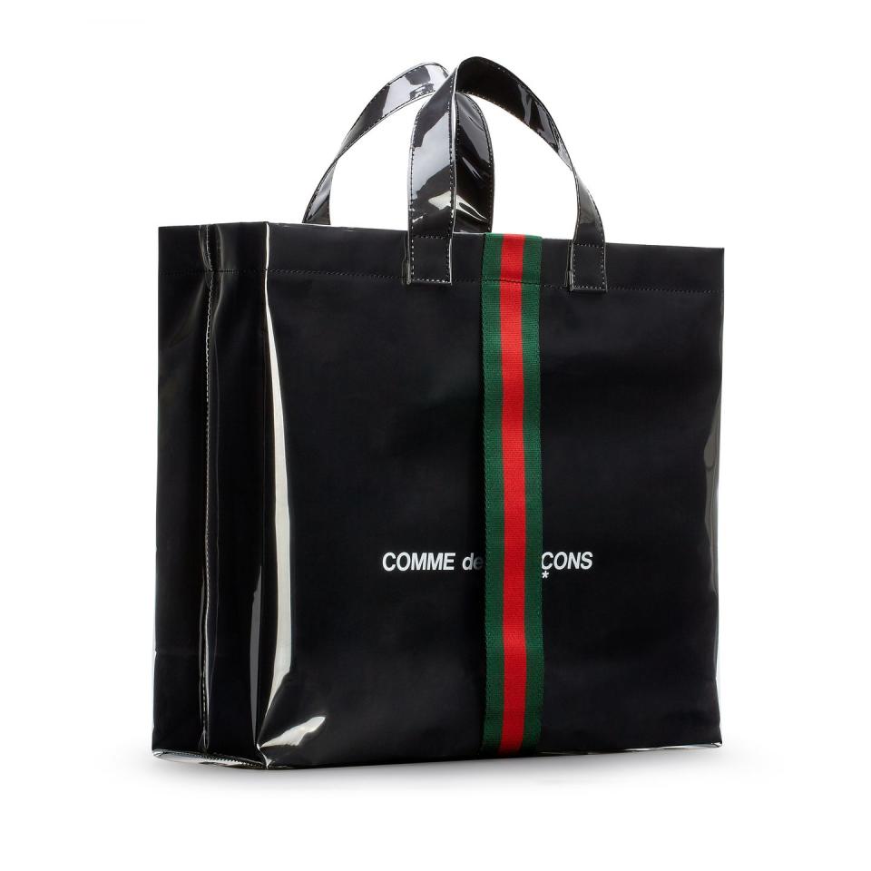 17) Gucci and Comme des Garçons Create a Third Tote Bag