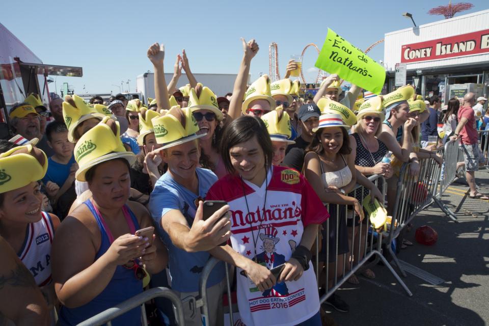 2016 Nathan's Famous 4th of July International Hot Dog Eating Contest