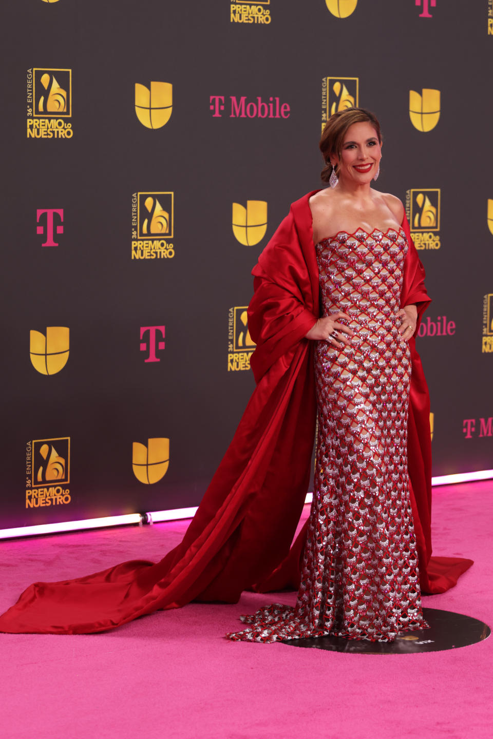 Angélica Vale en Premio Lo Nuestro en el Kaseya Center. (Photo by Mireya Acierto/WireImage)