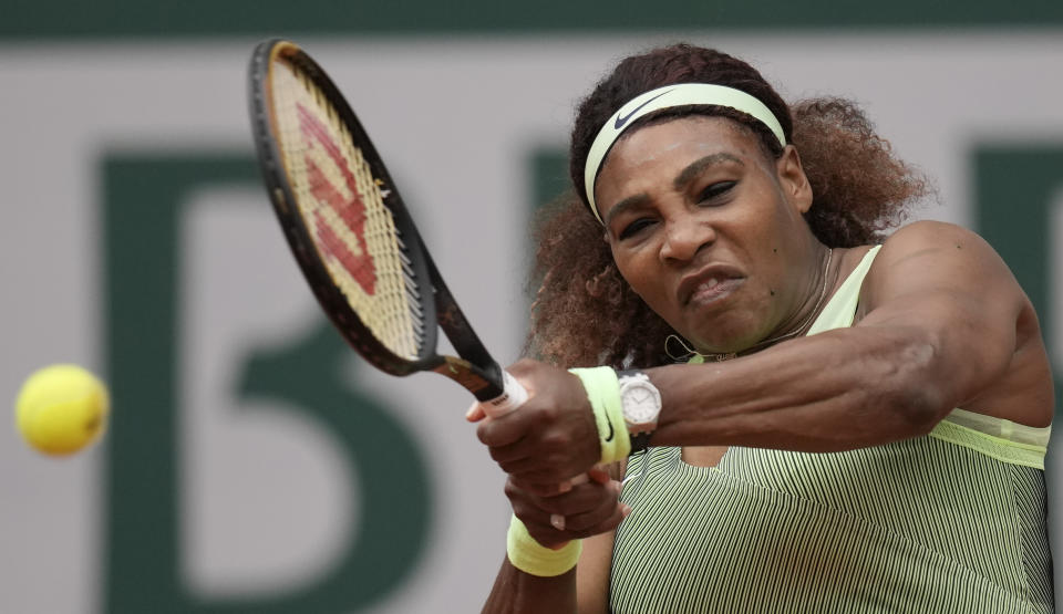 United States Serena Williams plays a return to United States's Danielle Collins during their third round match on day 6, of the French Open tennis tournament at Roland Garros in Paris, France, Friday, June 4, 2021. (AP Photo/Christophe Ena)