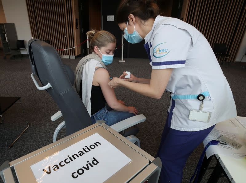 Vaccination with Pfizer-BioNTech coronavirus disease (COVID-19) vaccine of the medical staff, in Brussels